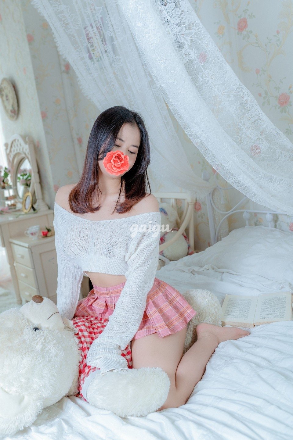 51c053aab48c841d5198d0036461716e6e5438e5 - ❤️THUỲ DƯƠNG ❤️ NGÂY NGÔ XINH TƯƠI LẦN ĐẦU LÊN SÓNG